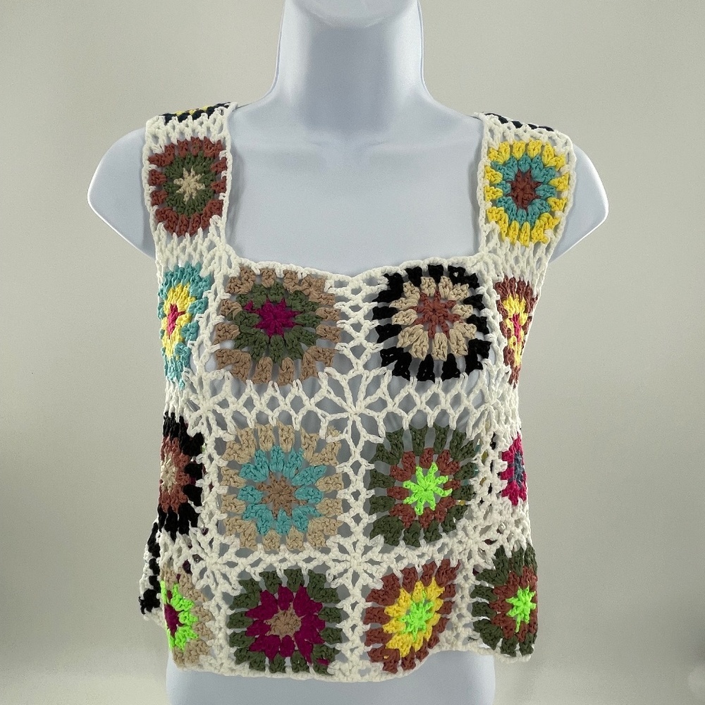 𝅺CROCHET CROP TANK TOP Small - Picture 2 of 2